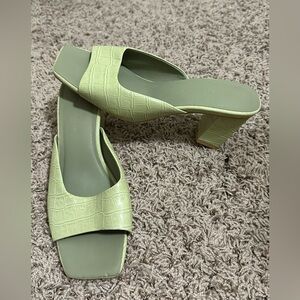Princess Polly heels